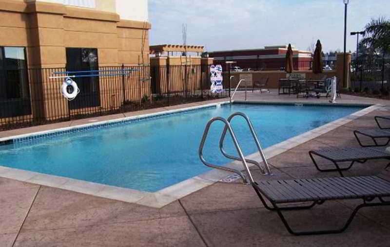 Hampton Inn & Suites Yuba City Einrichtungen foto